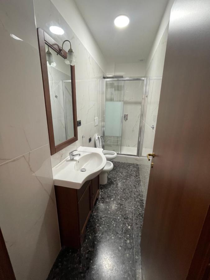 Hotel Due Passi Dal Mare Savona Zewnętrze zdjęcie