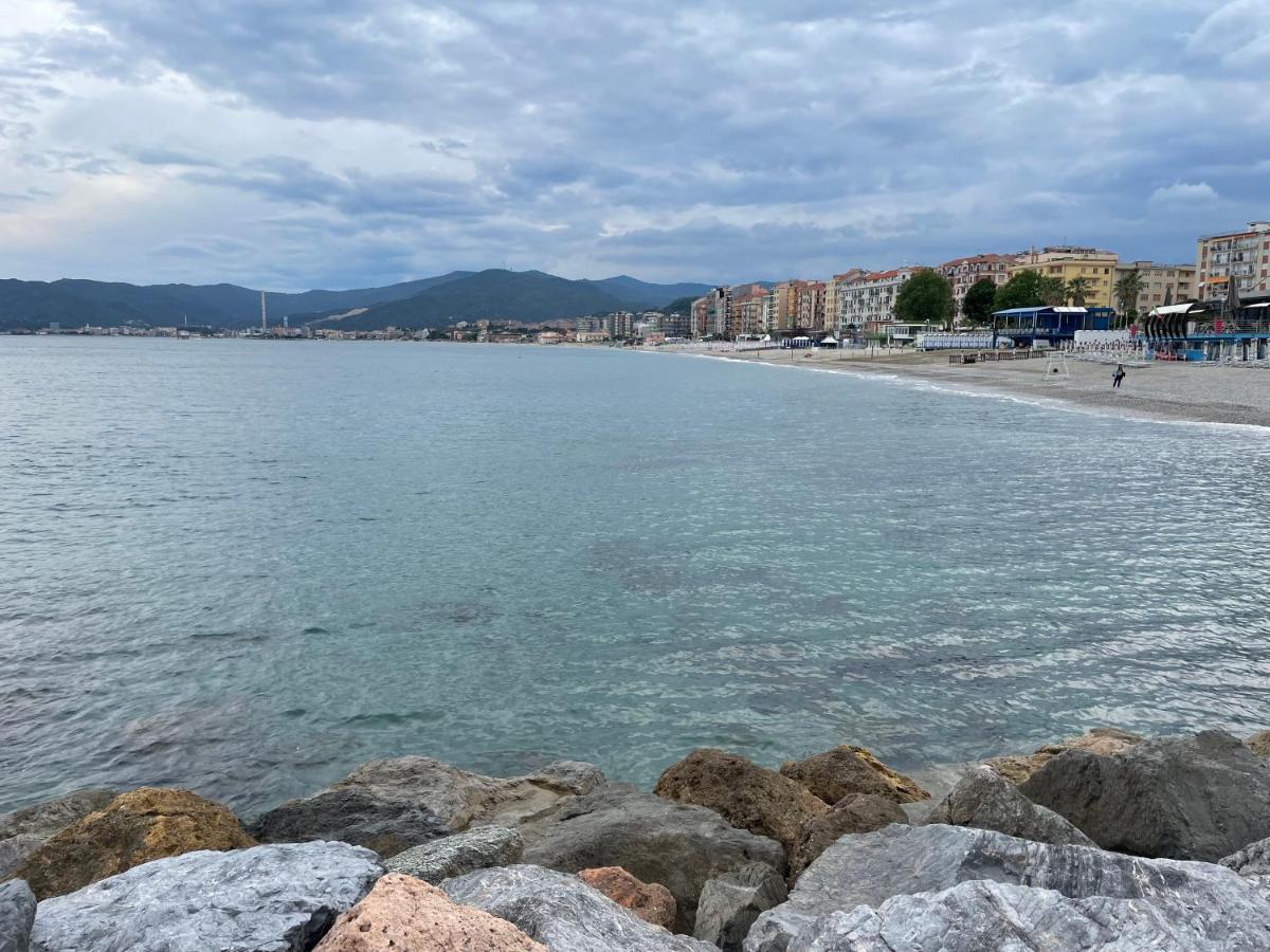 Hotel Due Passi Dal Mare Savona Zewnętrze zdjęcie